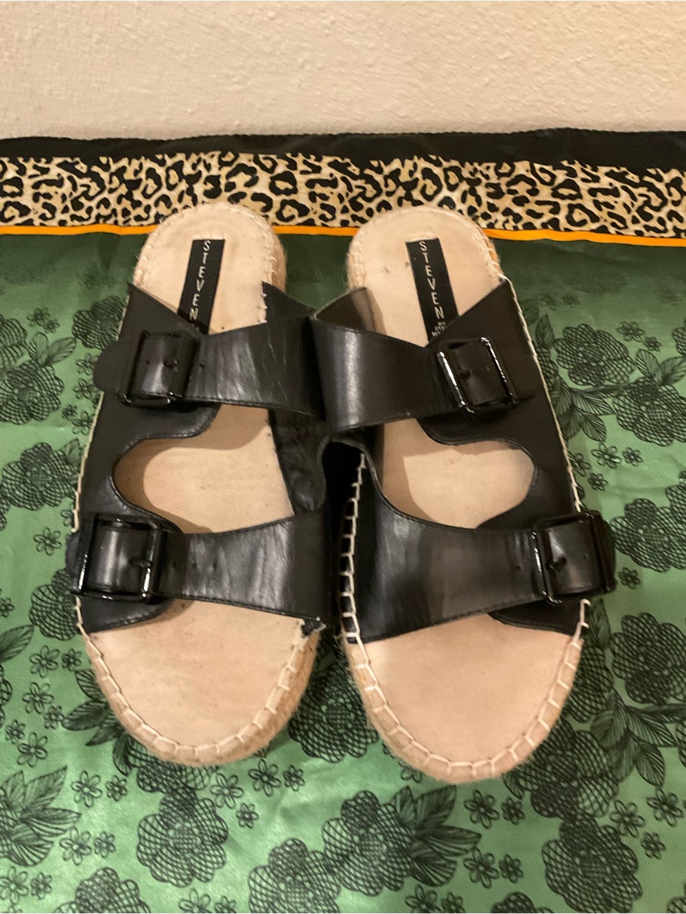 Steve Madden Black Leather Espadrille Slides Size 9